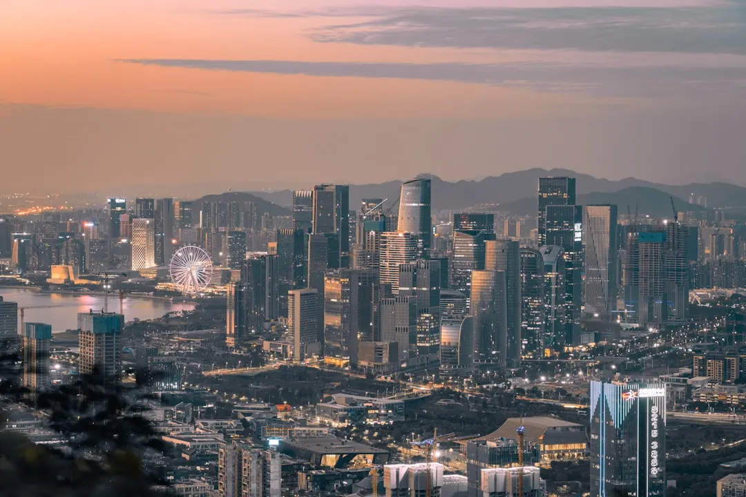 重庆风效应广告纪录片定制方案：从选题到成片的完整服务流程